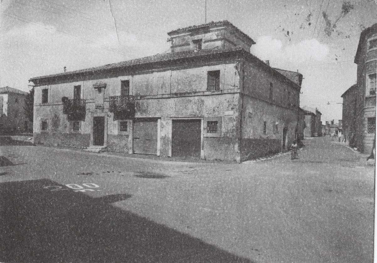 Dominio-Colelttivo-_Palazzo-del-comune-Guardea-anni-50-59