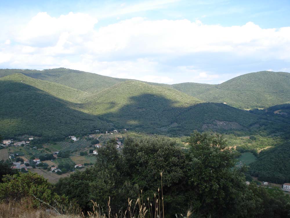 panoramica-da-ovest-gv-monte-allocco-valle-lucana-monte-corvo